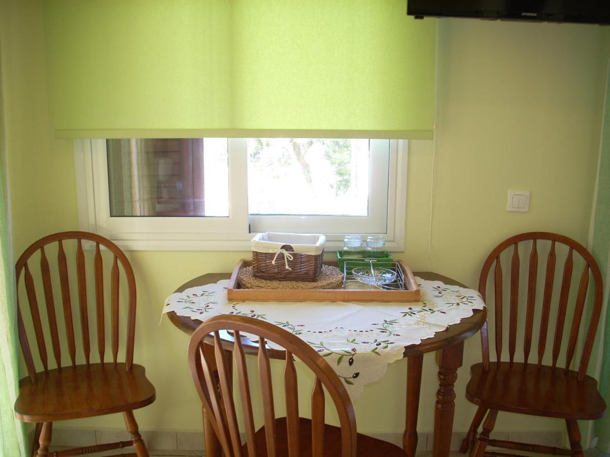 Myrties Boutique Apartments Екстер'єр фото